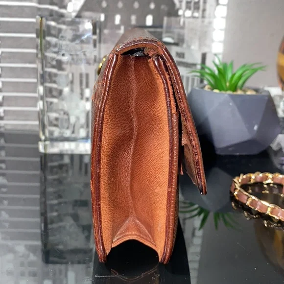 SOLDAuthentic CHANEL CC Logo Caviar Leather Purse Wallet - Picture 12 of 17